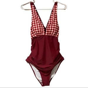 Cupshe NWT  Red One Piece Bathing Suit